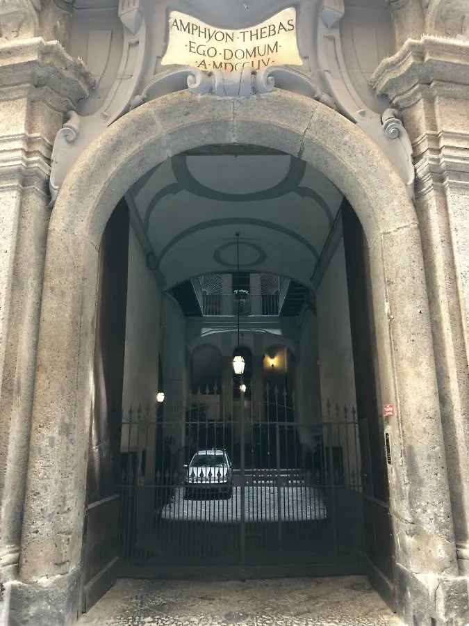B&B Palazzo Majorana Napoli 0*,